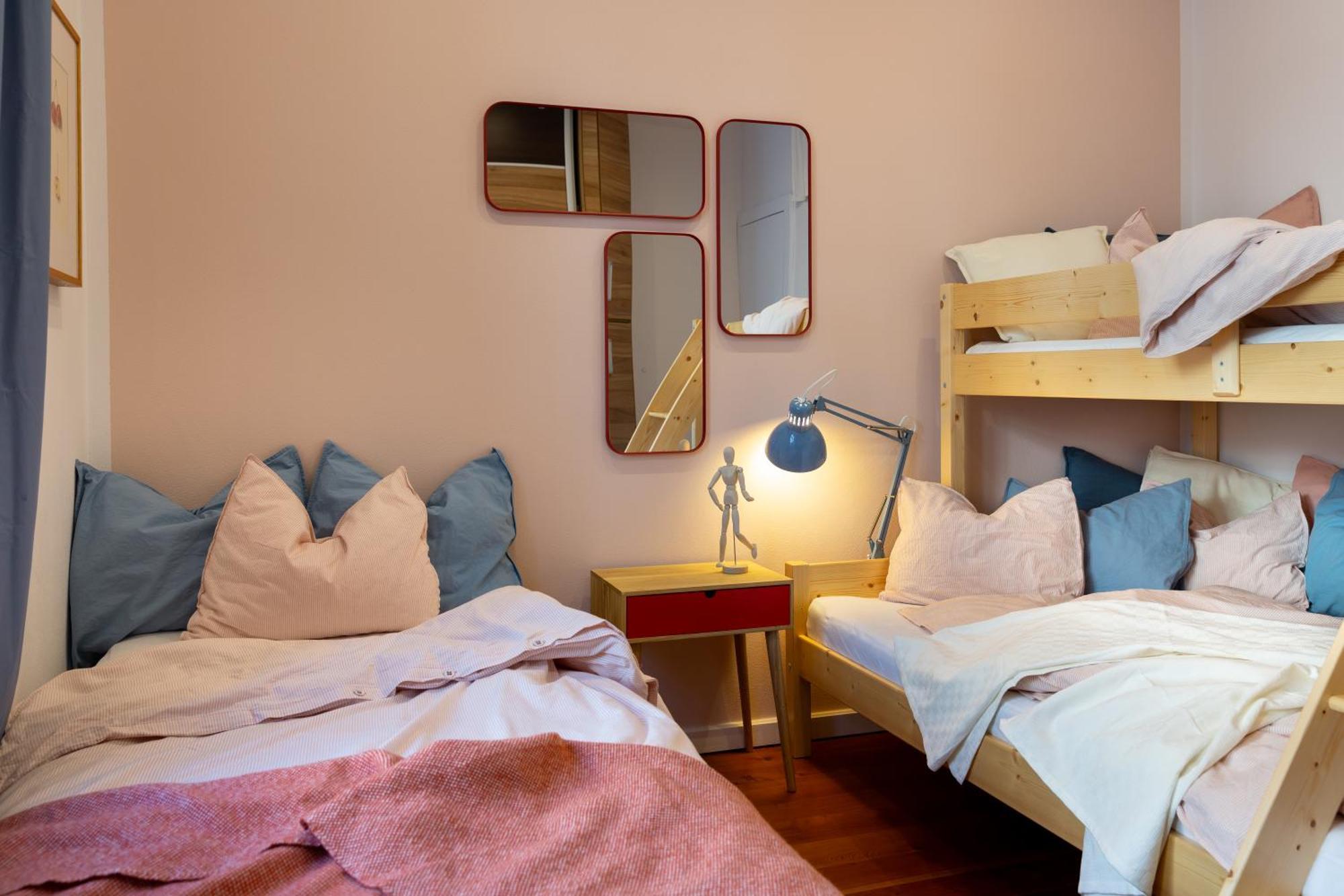Evergreen - Old Town Spacious Stylish Apartment With Ac And One And A Half Bath, Baby & Kid- Friendly Братислава Экстерьер фото