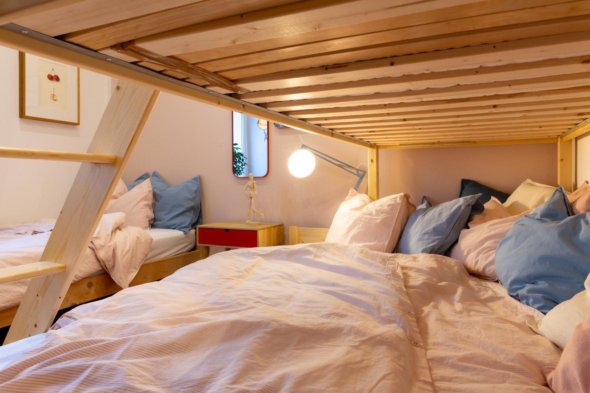Evergreen - Old Town Spacious Stylish Apartment With Ac And One And A Half Bath, Baby & Kid- Friendly Братислава Экстерьер фото